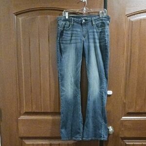 Levi Strauss Signature Jeans. Size 14. 32/34